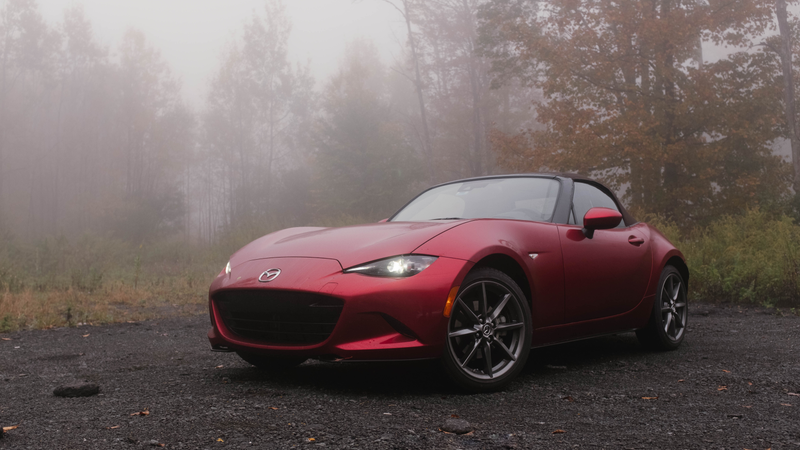 Illustration for article titled 2019 Mazda Miata VS. 2018 Volkswagen Golf GTI: Which To Buy?